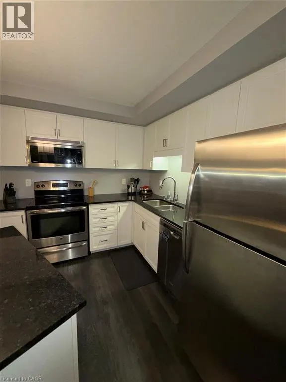 255 MAITLAND Street Unit# 4A #4A