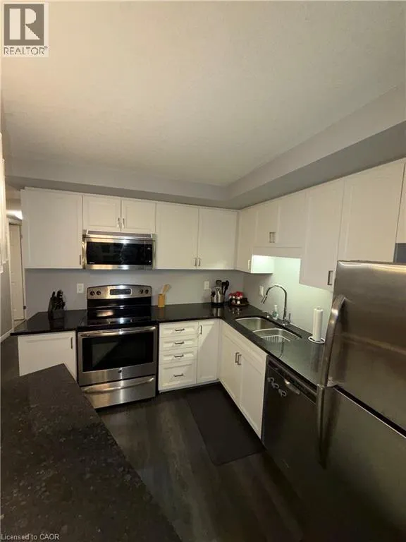 255 MAITLAND Street Unit# 4A #4A