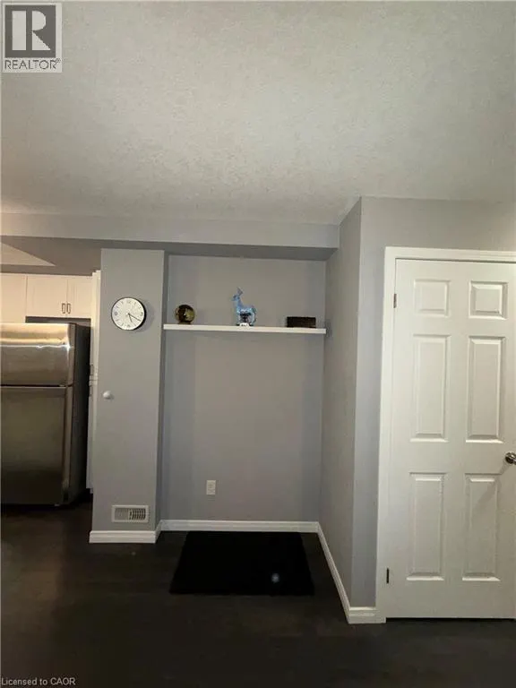255 MAITLAND Street Unit# 4A #4A