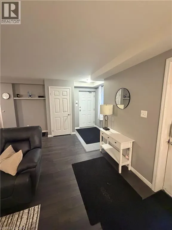 255 MAITLAND Street Unit# 4A #4A