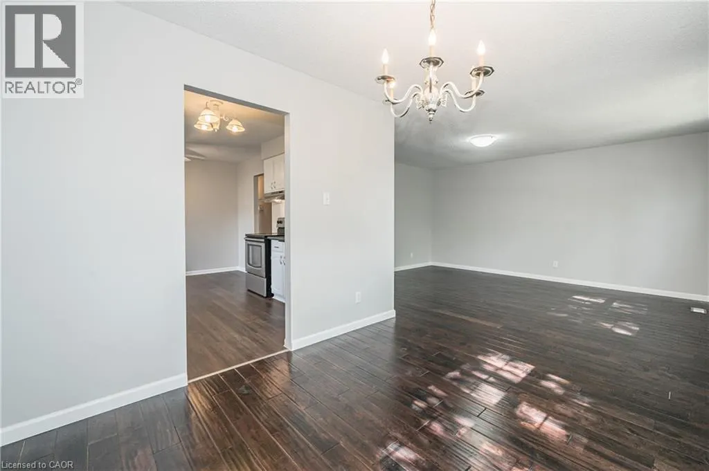 328 BREEZEWOOD Crescent Unit# UPPER #UPPER