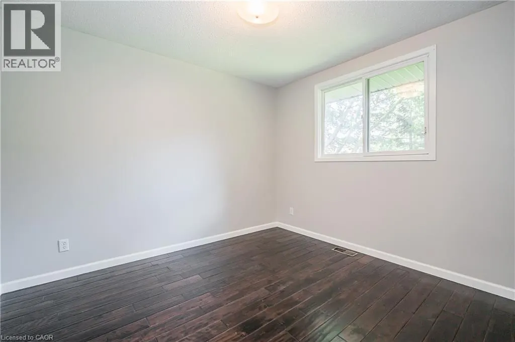 328 BREEZEWOOD Crescent Unit# UPPER #UPPER