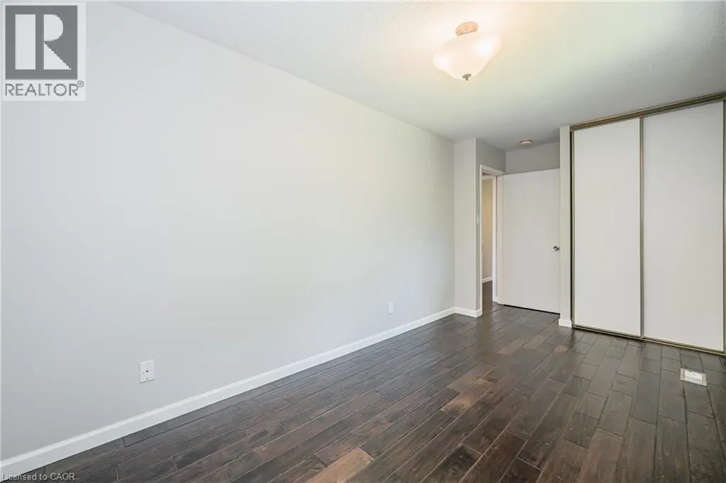 328 BREEZEWOOD Crescent Unit# UPPER #UPPER