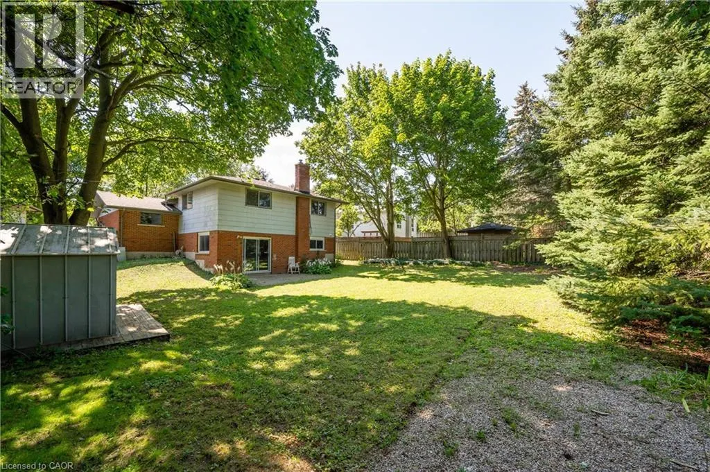 328 BREEZEWOOD Crescent Unit# UPPER #UPPER
