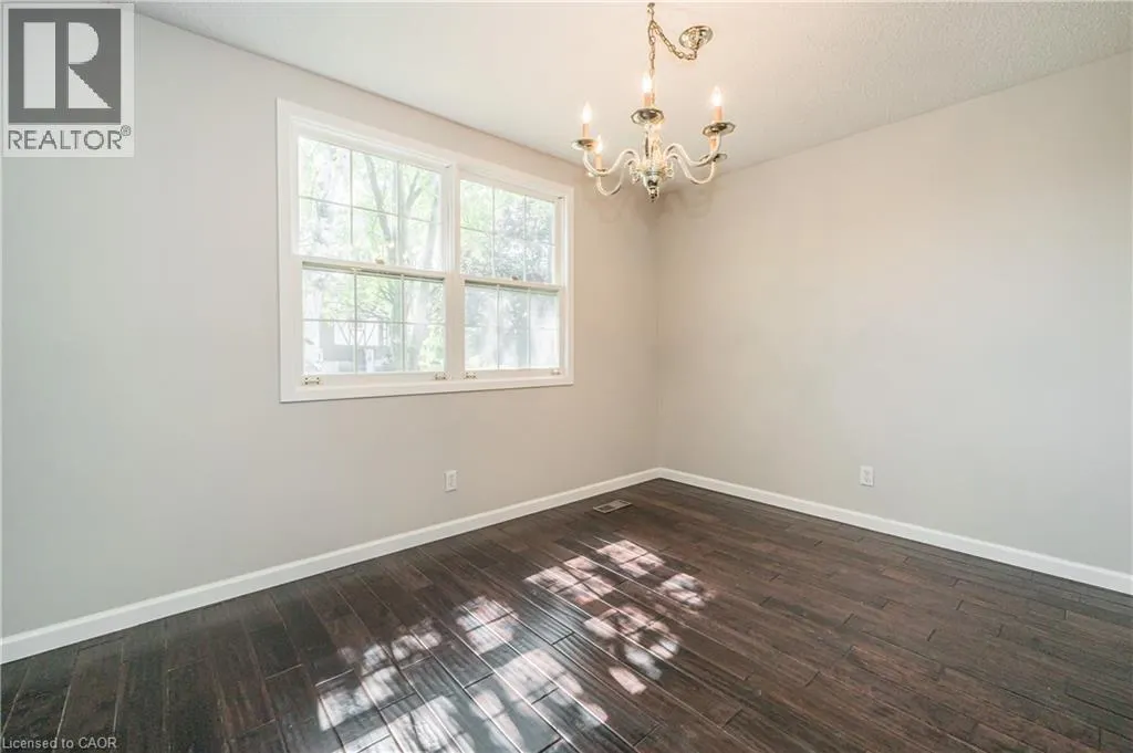 328 BREEZEWOOD Crescent Unit# UPPER #UPPER