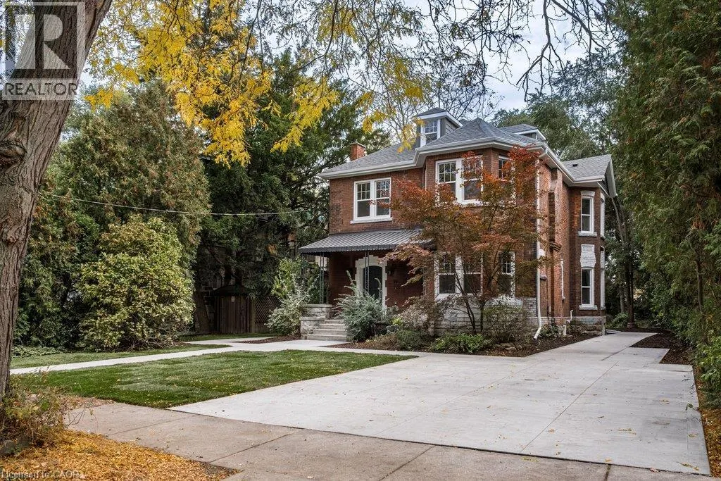 99 BLAKE Street