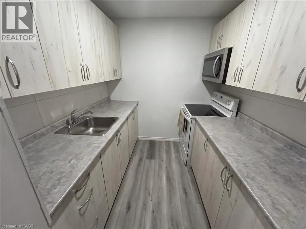 303 KING Street N Unit# 4 #4