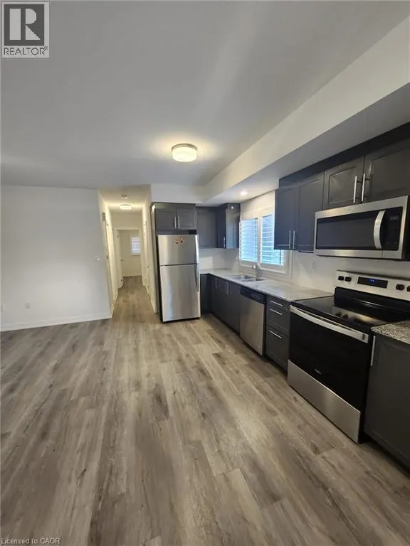 205 WEST OAK Place Unit# 37 #37