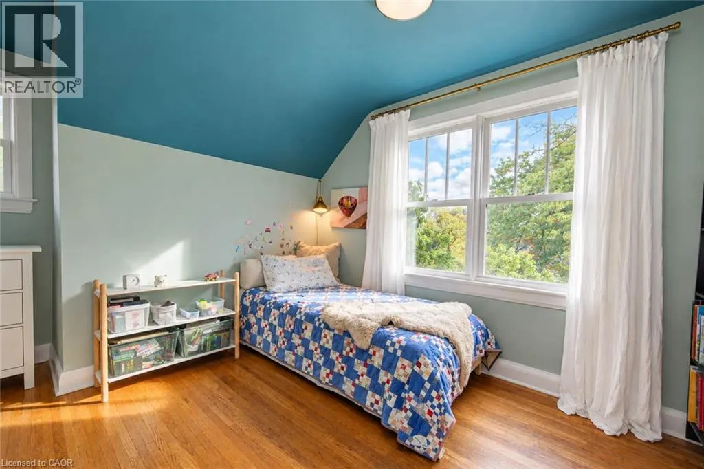 40 FOREST Road