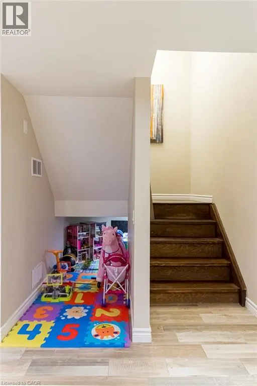 831 TENTH Street