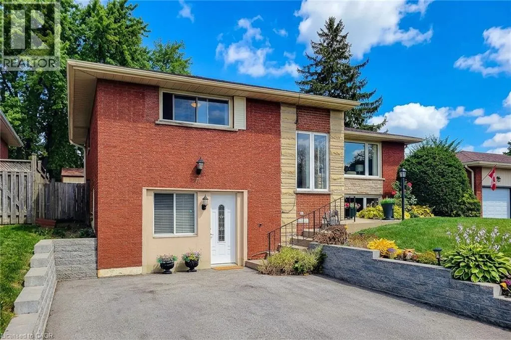 5 LYNFORD Avenue