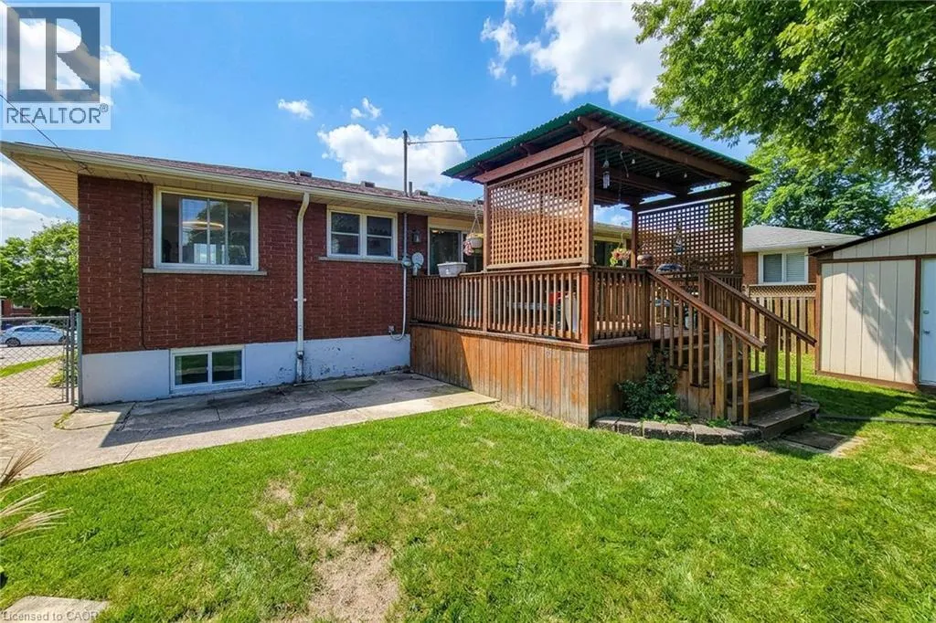 5 LYNFORD Avenue