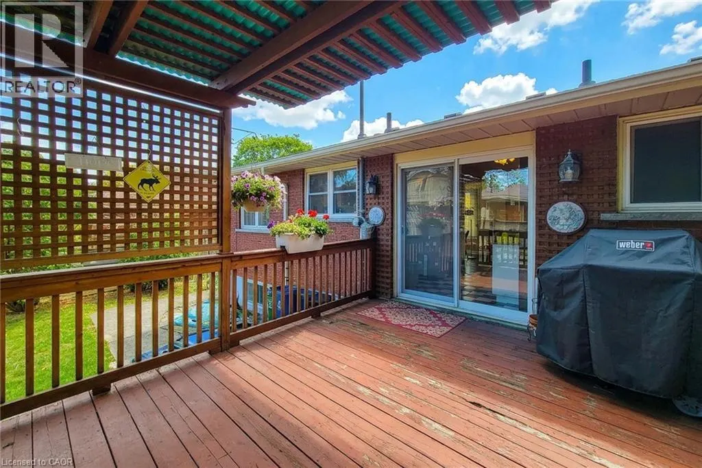 5 LYNFORD Avenue