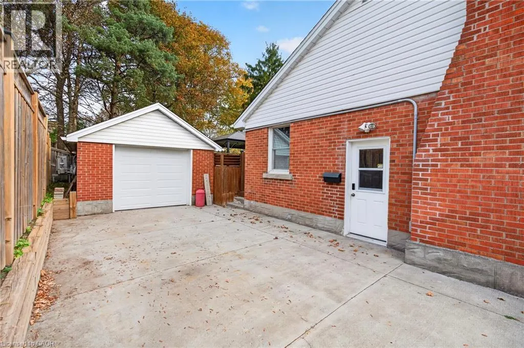 162 FAIRFIELD Avenue