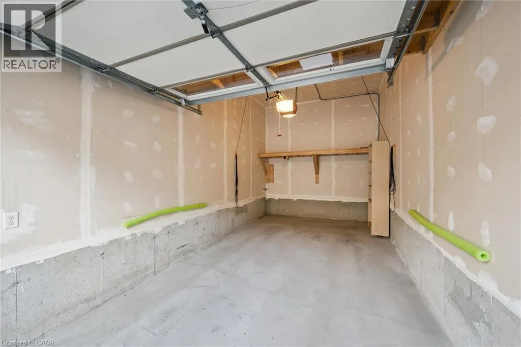 1114 FAIRWAY Road N Unit# B #B