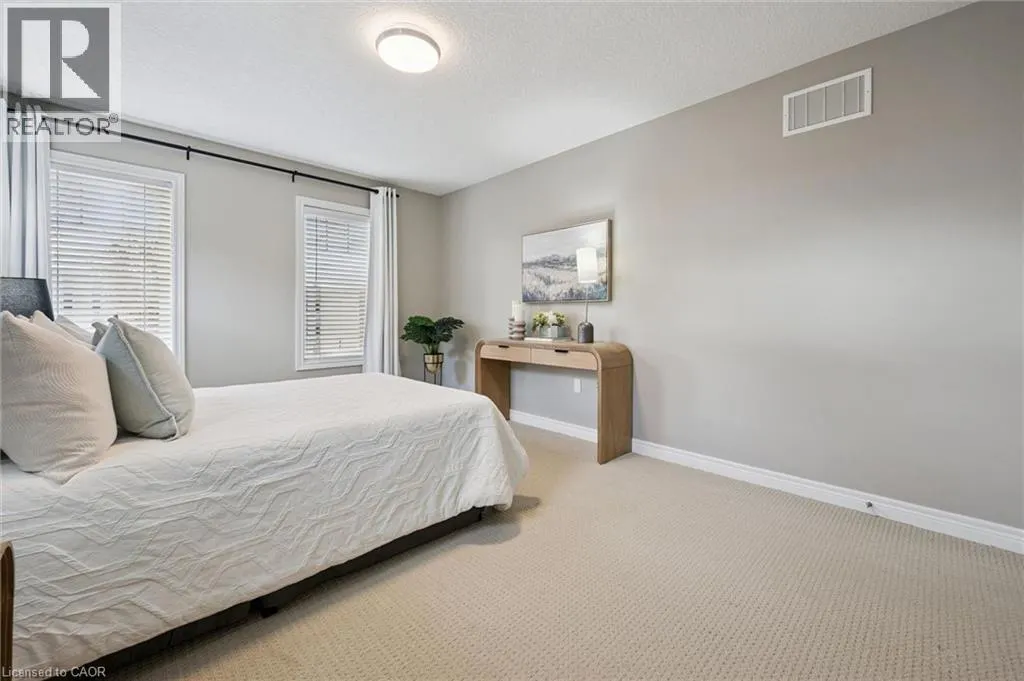 1114 FAIRWAY Road N Unit# B #B
