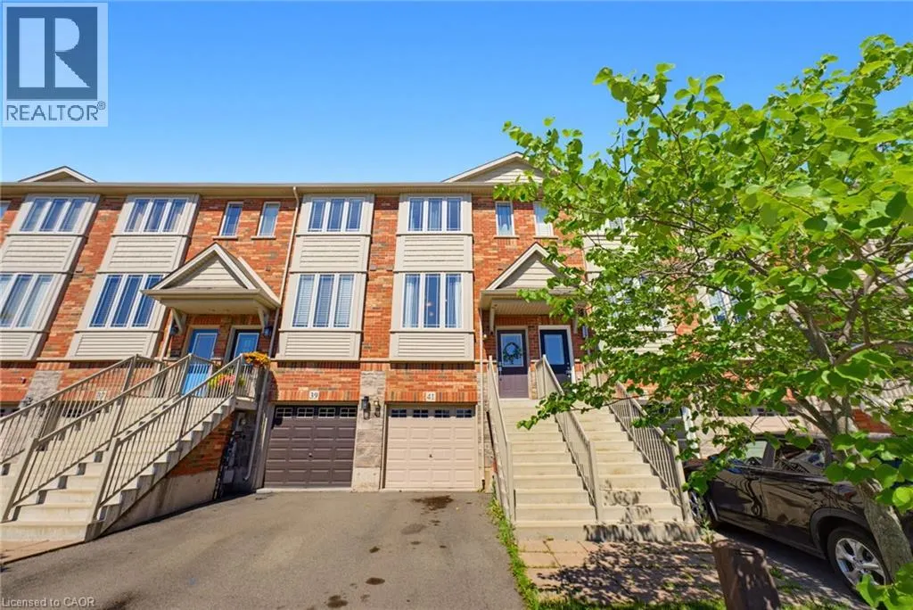 41 EDENROCK Drive