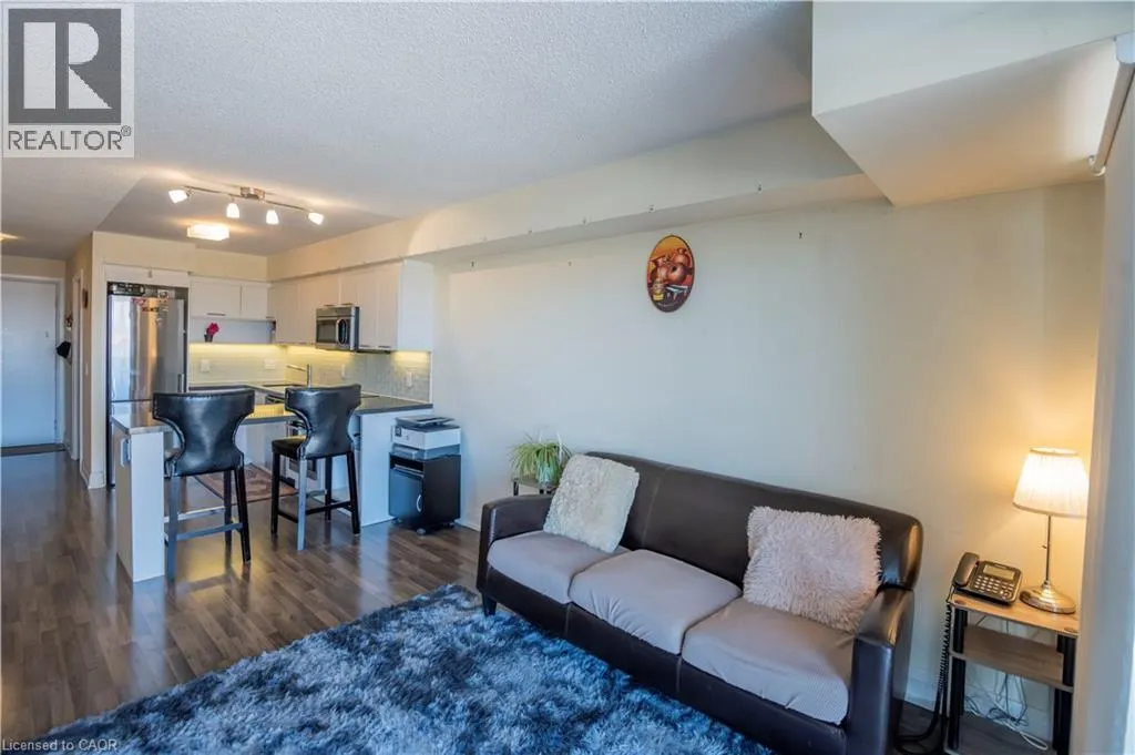 555 WILSON Avenue Unit# E409 #E409