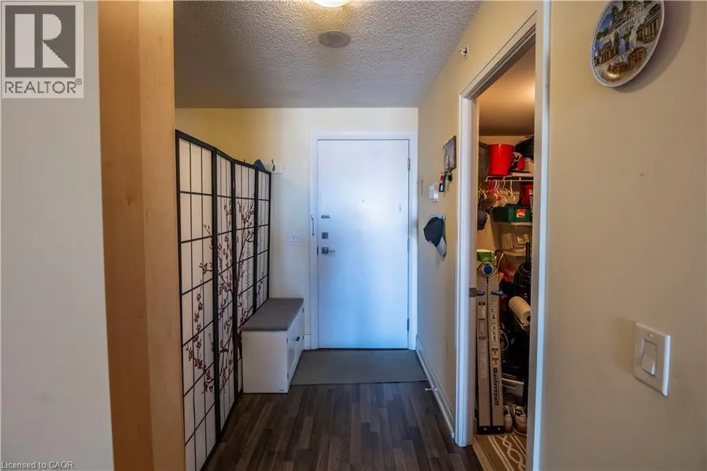 555 WILSON Avenue Unit# E409 #E409