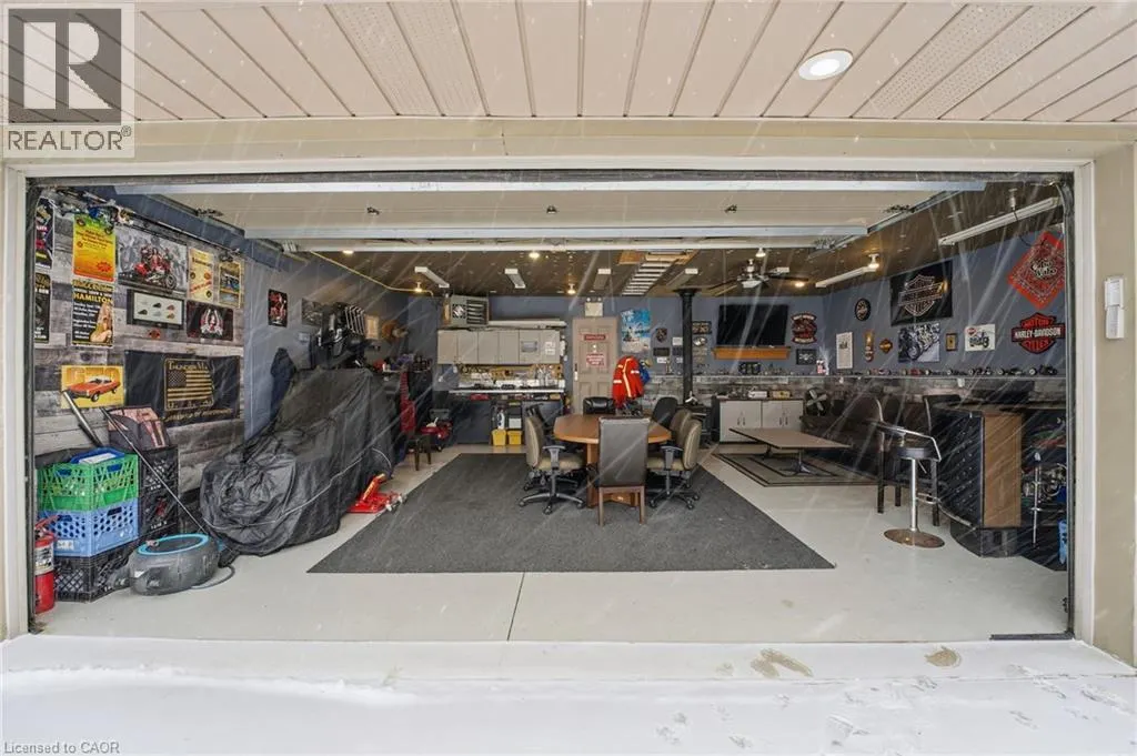 473 MOHAWK Road W
