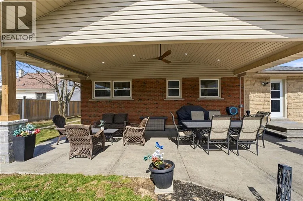 473 MOHAWK Road W