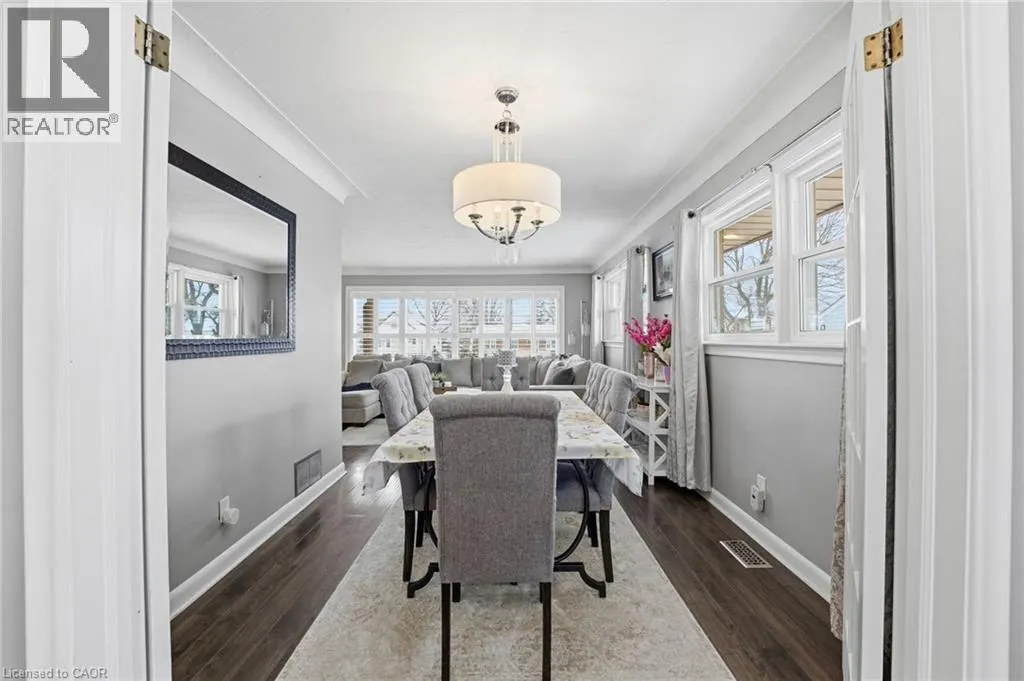 473 MOHAWK Road W