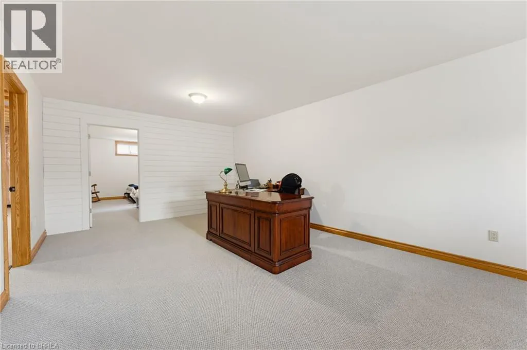 12 MACBRIDE Court