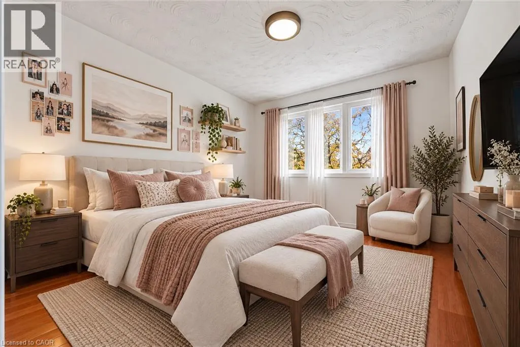 21 MOSS Boulevard