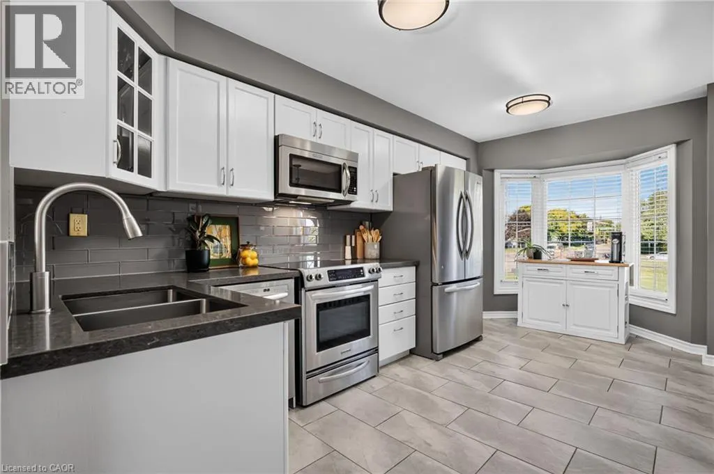 3480 UPPER MIDDLE Road Unit# 3 #3
