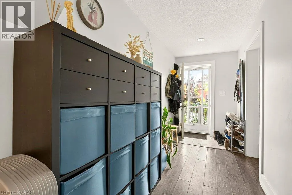42 SHERMAN Avenue S Unit# MAIN #MAIN