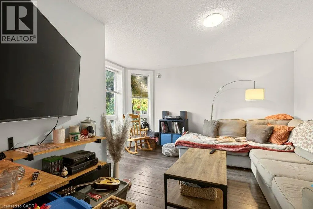 42 SHERMAN Avenue S Unit# MAIN #MAIN