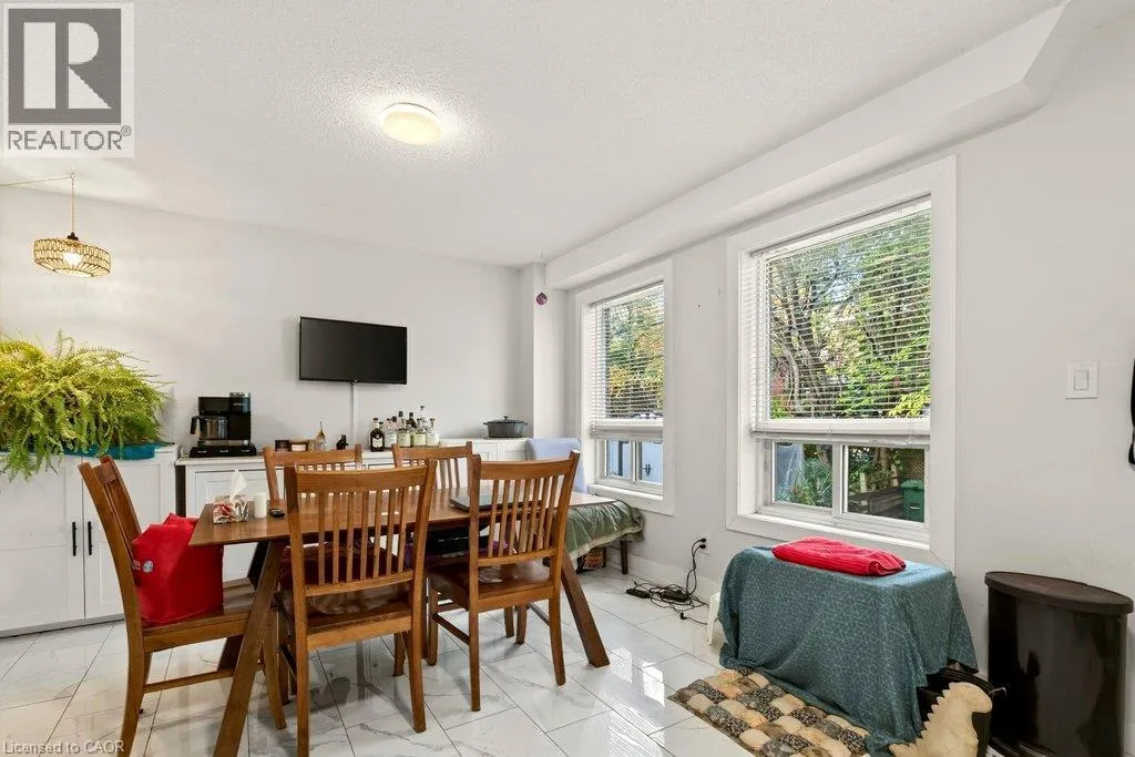 42 SHERMAN Avenue S Unit# MAIN #MAIN