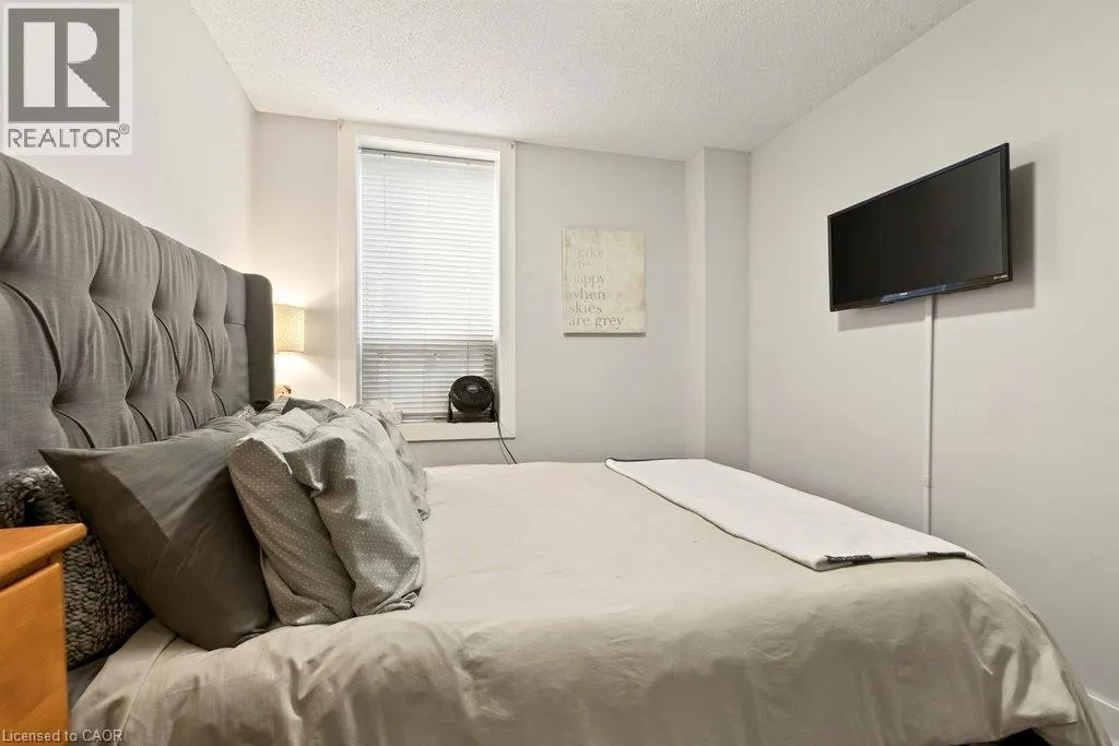 42 SHERMAN Avenue S Unit# MAIN #MAIN