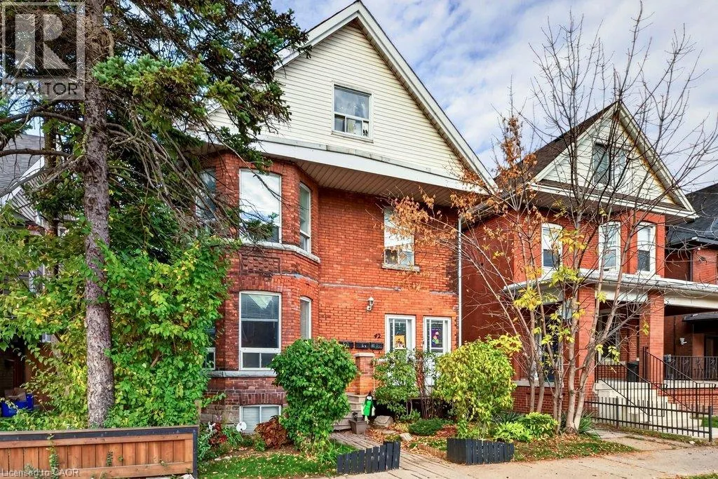 42 SHERMAN Avenue S Unit# MAIN #MAIN