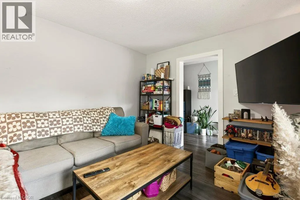 42 SHERMAN Avenue S Unit# MAIN #MAIN
