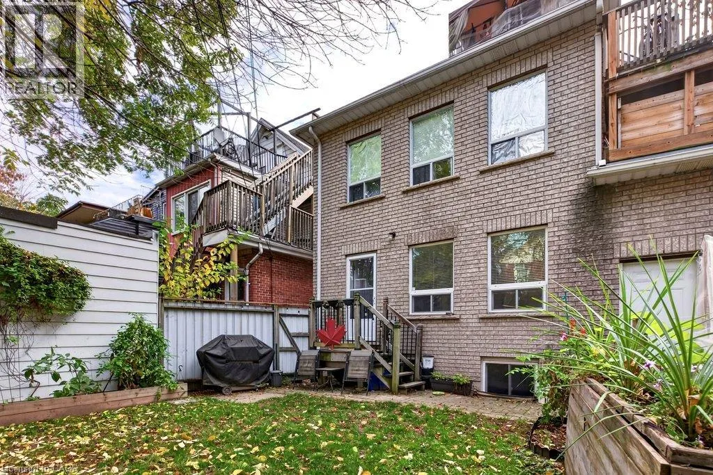 42 SHERMAN Avenue S Unit# MAIN #MAIN