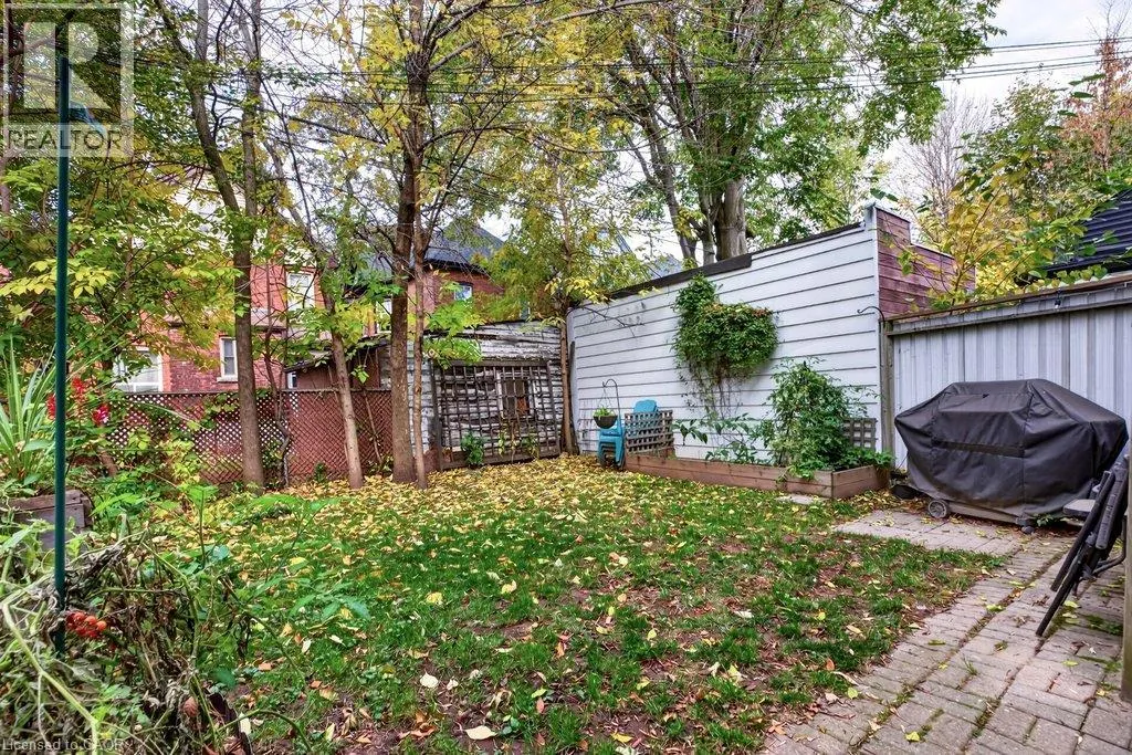 42 SHERMAN Avenue S Unit# MAIN #MAIN