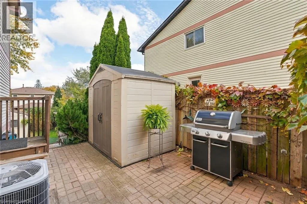 2266 MELISSA Crescent