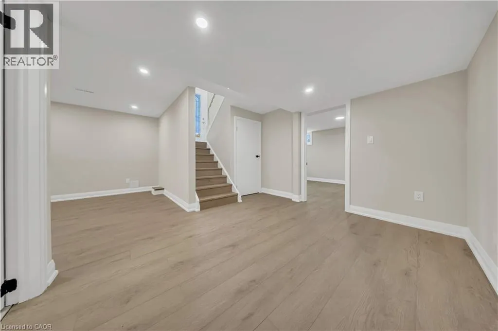 797 DOON VILLAGE Road