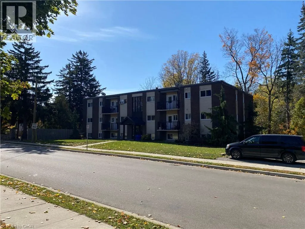 154 ELGIN Street N Unit# 3 #3