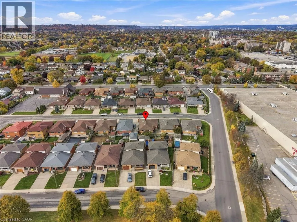 15 FLORA Drive