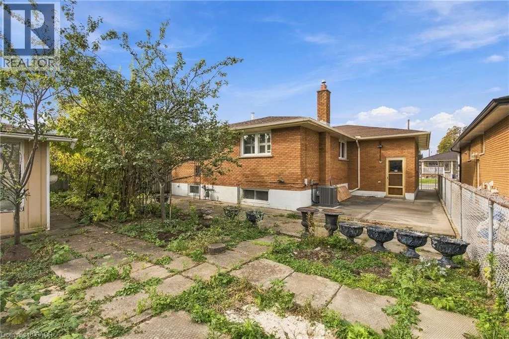 15 FLORA Drive