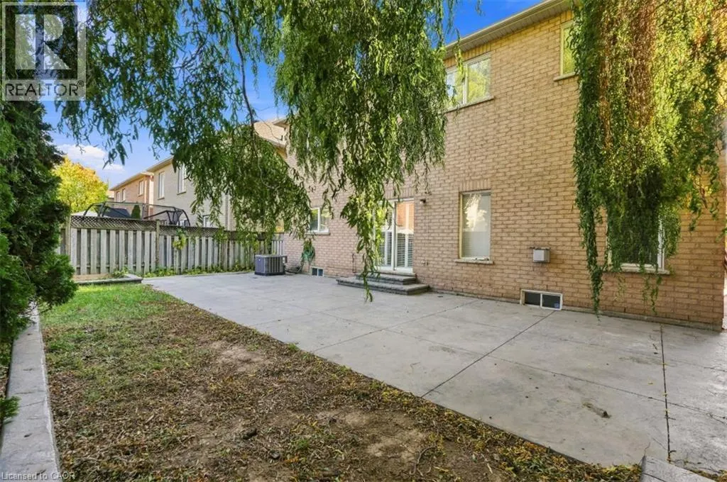 25 BRIDGENORTH Crescent