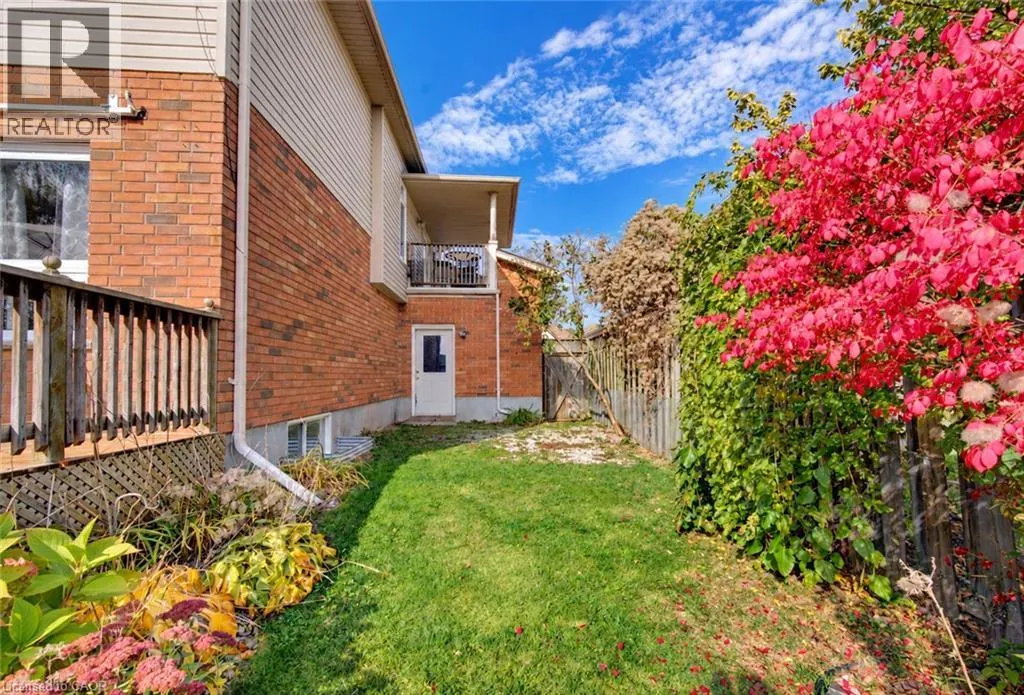 233 OPRINGTON Place