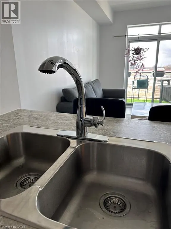 5055 GREENLANE Road Unit# 303 #303