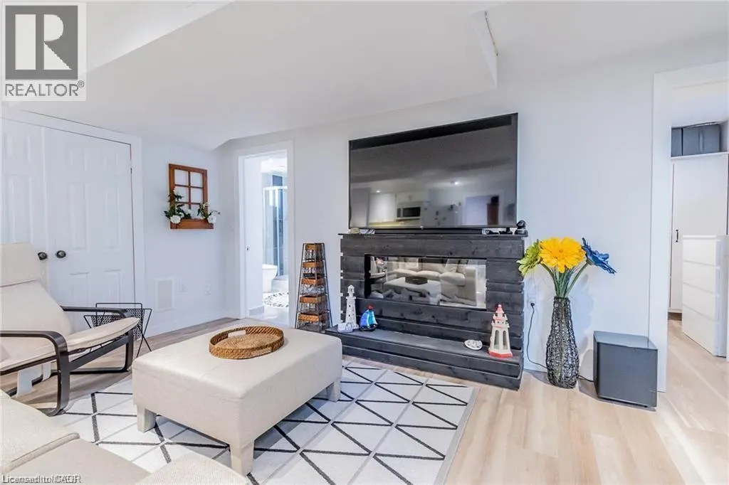 3774 MATHEWSON Avenue Unit# BSMT(LOWER)