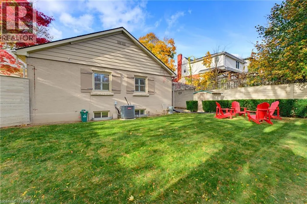 9 RIVERVIEW Drive