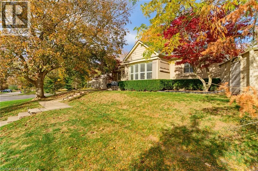 9 RIVERVIEW Drive