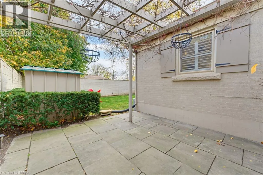 9 RIVERVIEW Drive