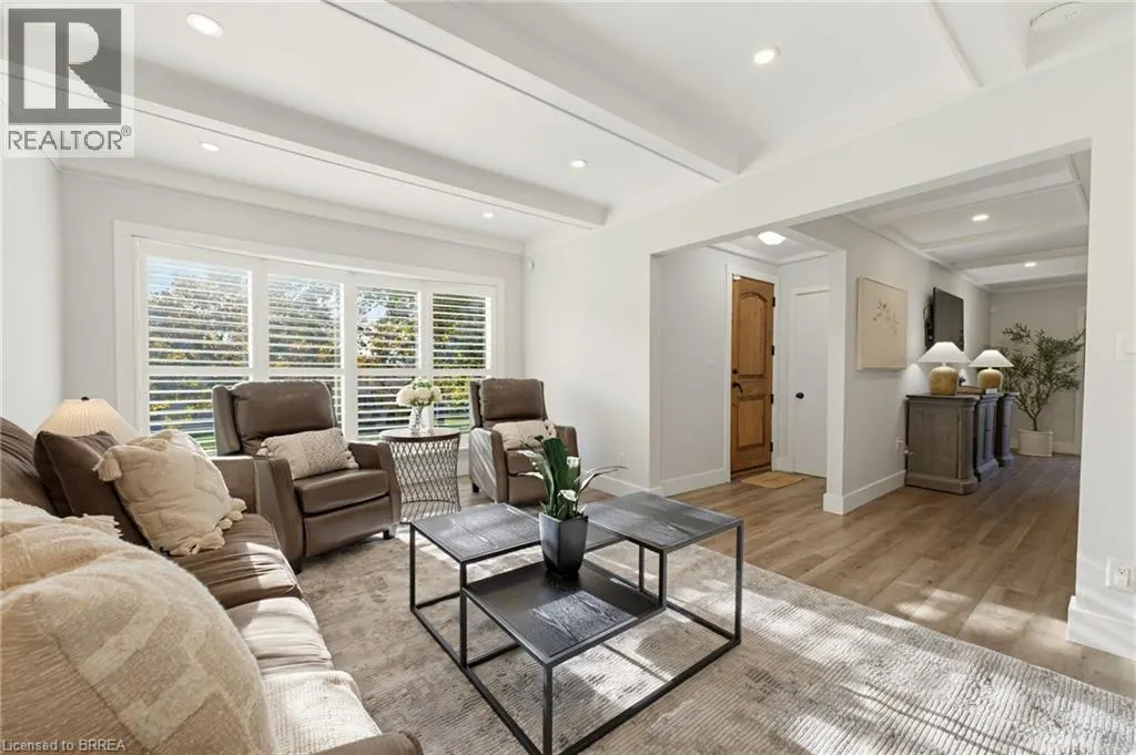 9 RIVERVIEW Drive
